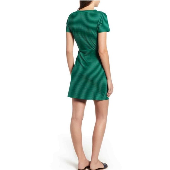 Socialite Striped Open Front Dress - Picture 4 of 9